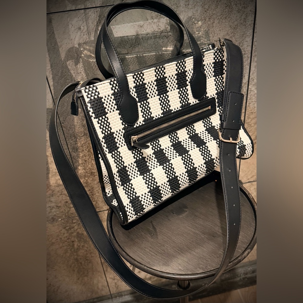 Guess Black And White Checkered Tote - Picture 7 of 10